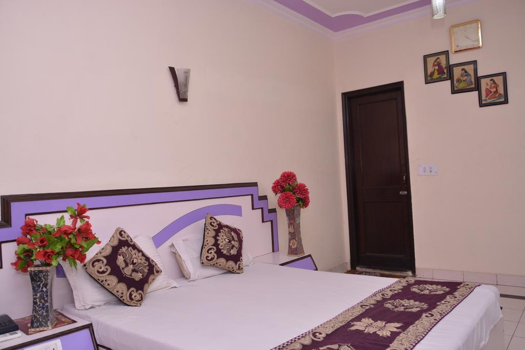 Hotel Yatri International Neu-Delhi Exterior foto