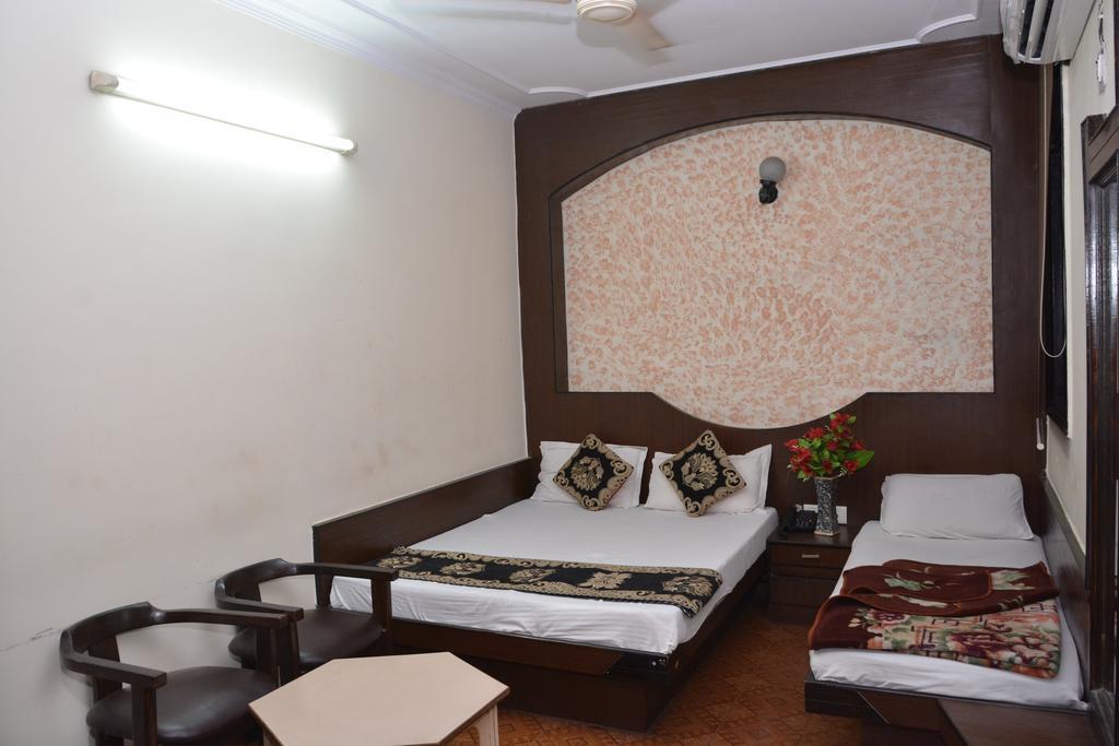 Hotel Yatri International Neu-Delhi Exterior foto